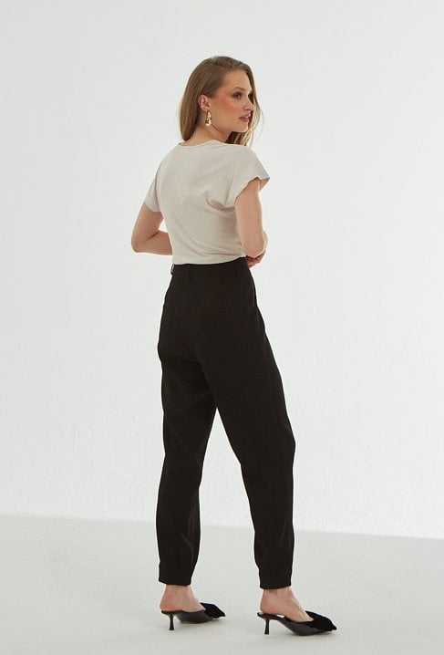 Spodnie z wysokim stanem