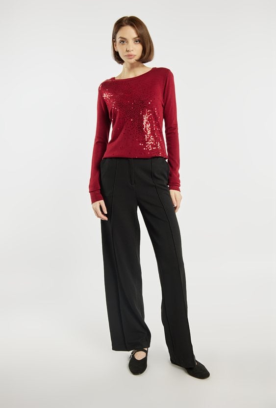 Sweter z cekinami