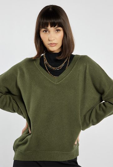 Luźny sweter z wiskozą