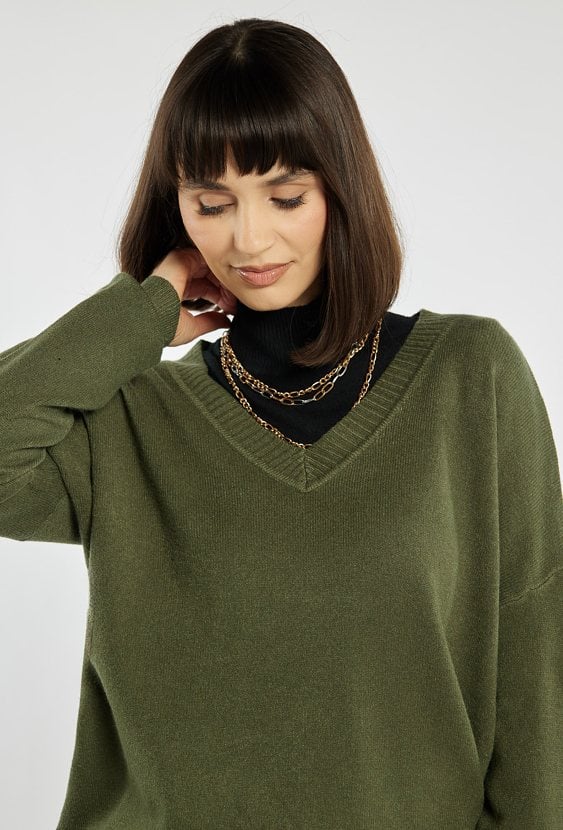 Luźny sweter z wiskozą