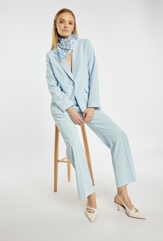 Eleganckie spodnie z paskiem