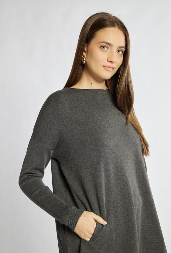 Sweter z kieszonkami