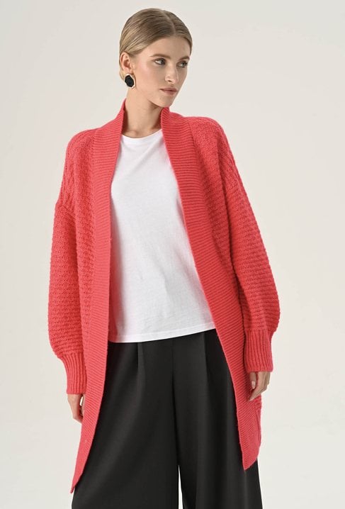 Koralowy kardigan z wełną