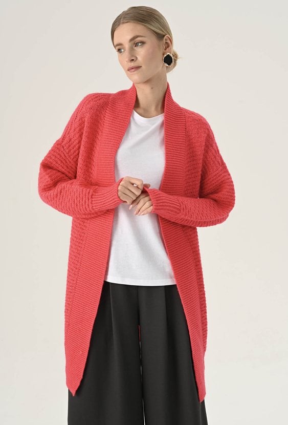 Koralowy kardigan z wełną