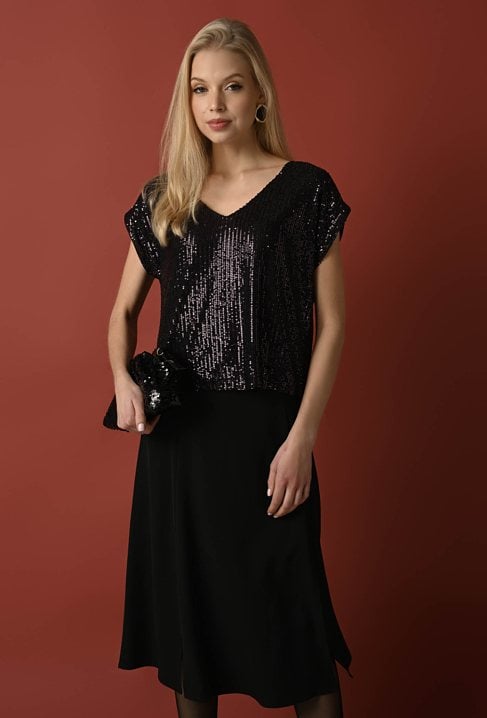 Spódnica midi z rozcięciami