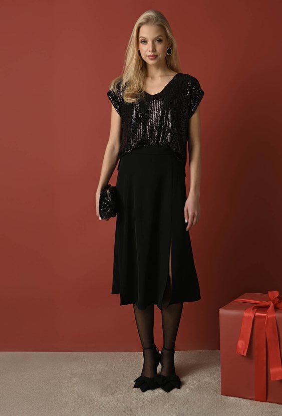 Spódnica midi z rozcięciami