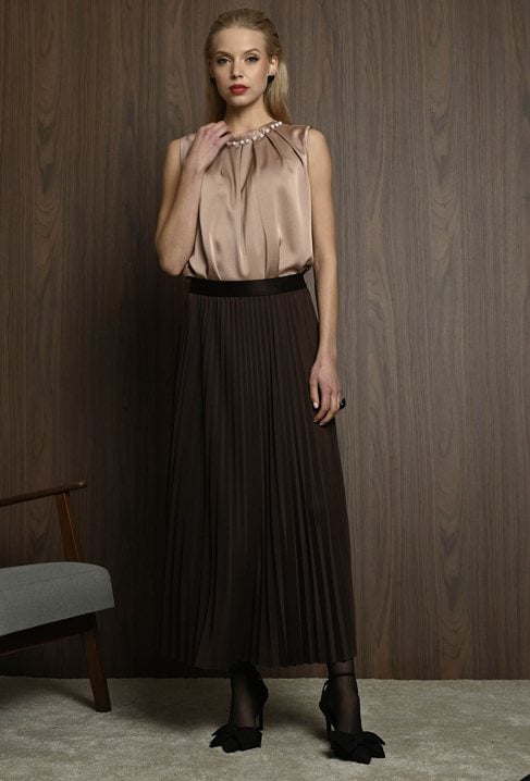 Czekoladowa plisowana spódnica