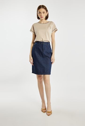 T-shirt z haftowanym kwiatkiem