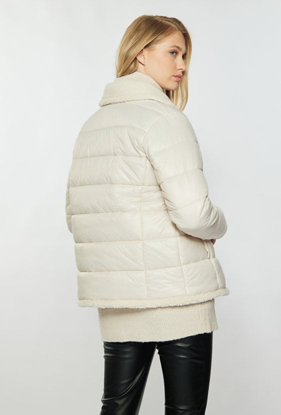 Dwurzędowa kurtka z kołnierzem