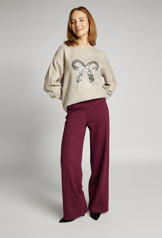 Sweter damski z cekinami