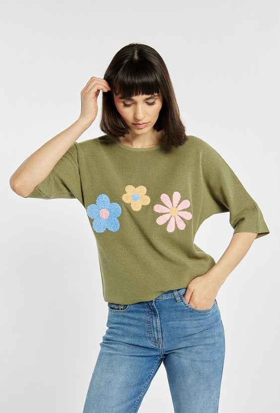 Wiosenny sweter damski