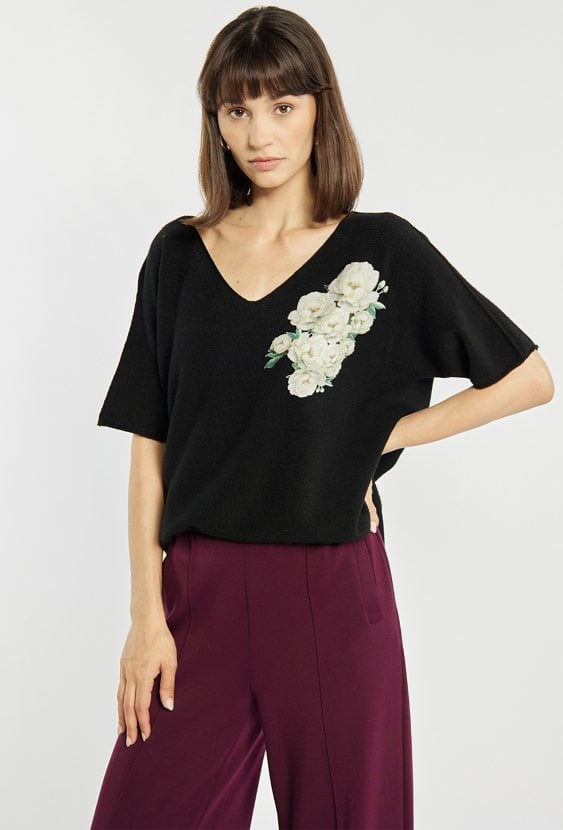 Sweter z kwiatowym nadrukiem