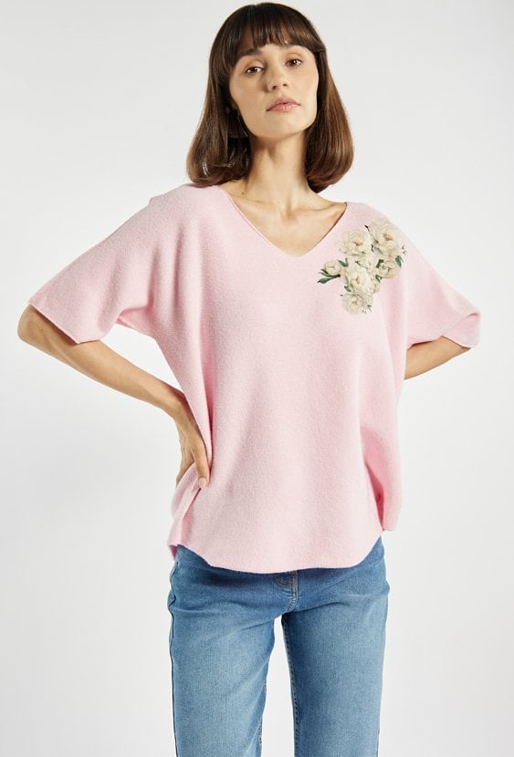 Sweter z kwiatowym nadrukiem