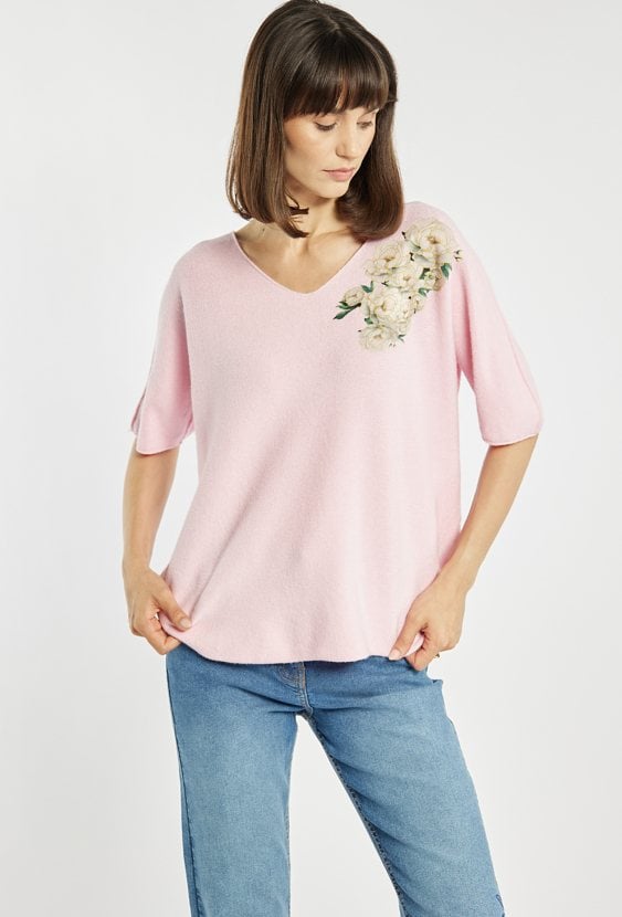 Sweter z kwiatowym nadrukiem