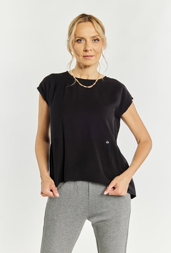 Bluzka damska o luźnym fasonie