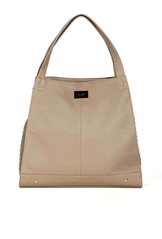 Duża torba z ćwiekami