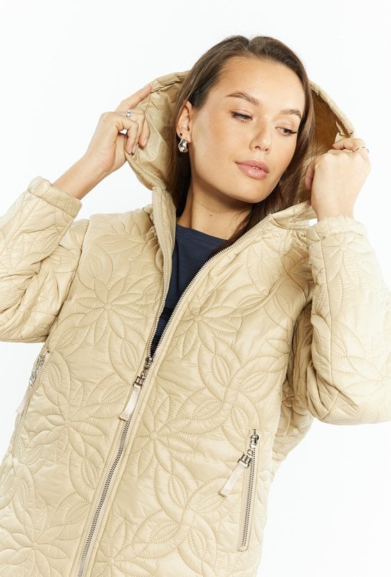 Kurtka damska z ciekawym pikowaniem