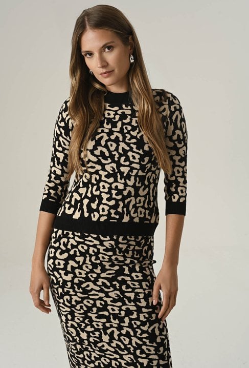Sweter w panterkę z dodatkiem wiskozy
