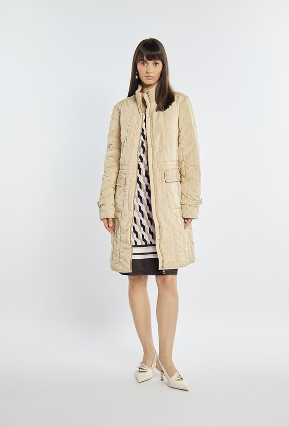 Płaszcz damski ze ściągaczem