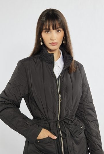 Płaszcz damski ze ściągaczem