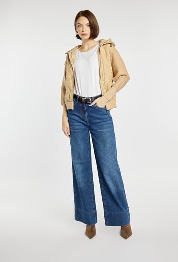 Pikowana kurtka z kapturem