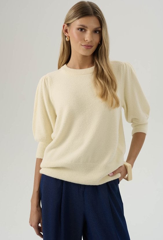 Miękki sweter z dodatkiem wiskozy