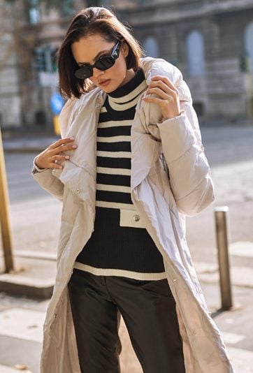 Sweter damski w paski