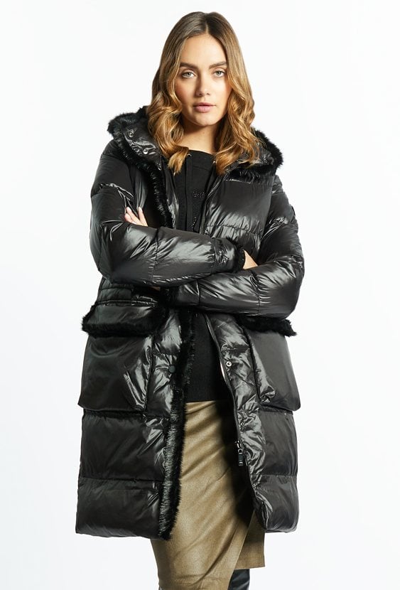 Puchowy płaszcz damski z kapturem