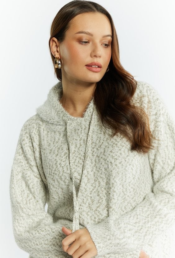 Sweter damski z kapturem