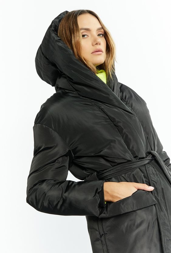 Płaszcz damski z kapturem