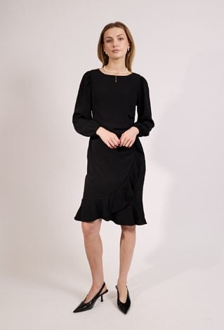 Elegancka sukienka z falbaną