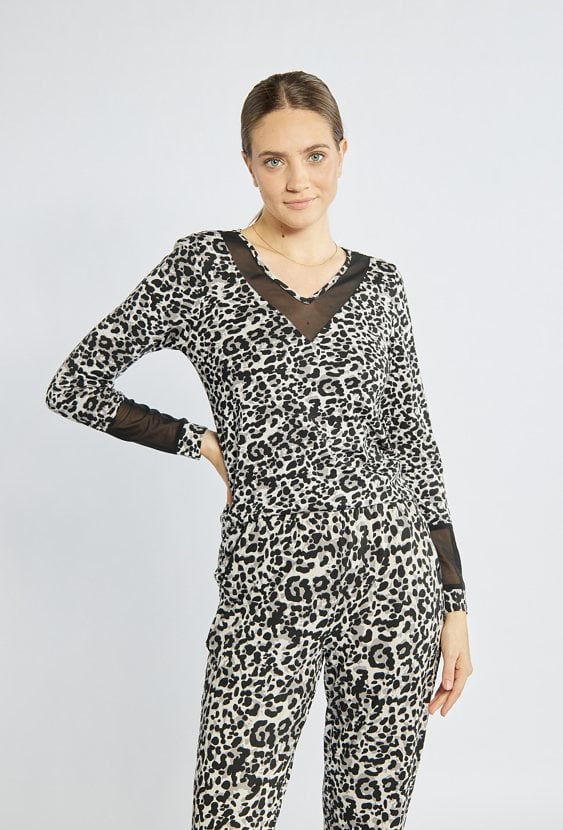 Wzorzysta góra od piżamy