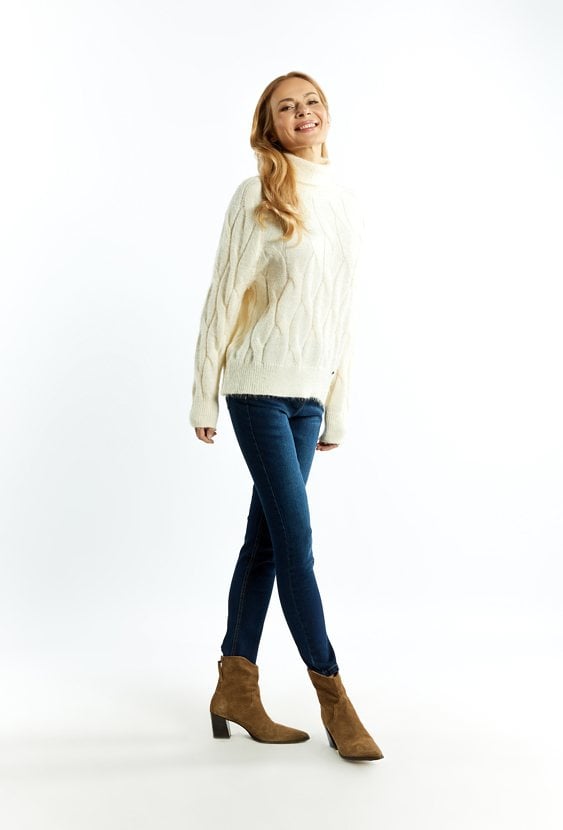 Sweter damski z golfem