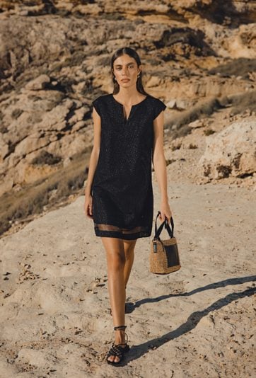 Elegancka sukienka z dodatkiem lnu