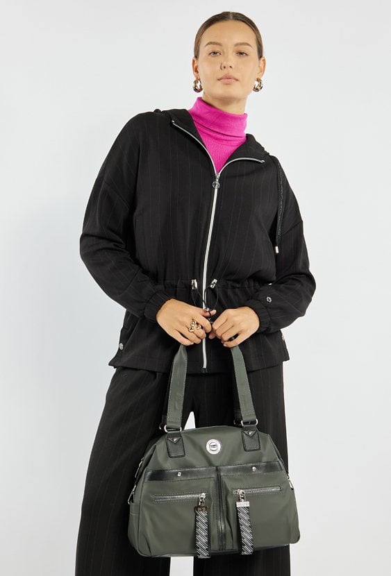 Duża torba z kieszeniami