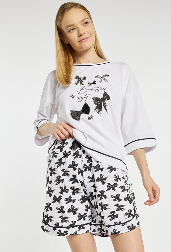 Spodenki od piżamy w kokardki