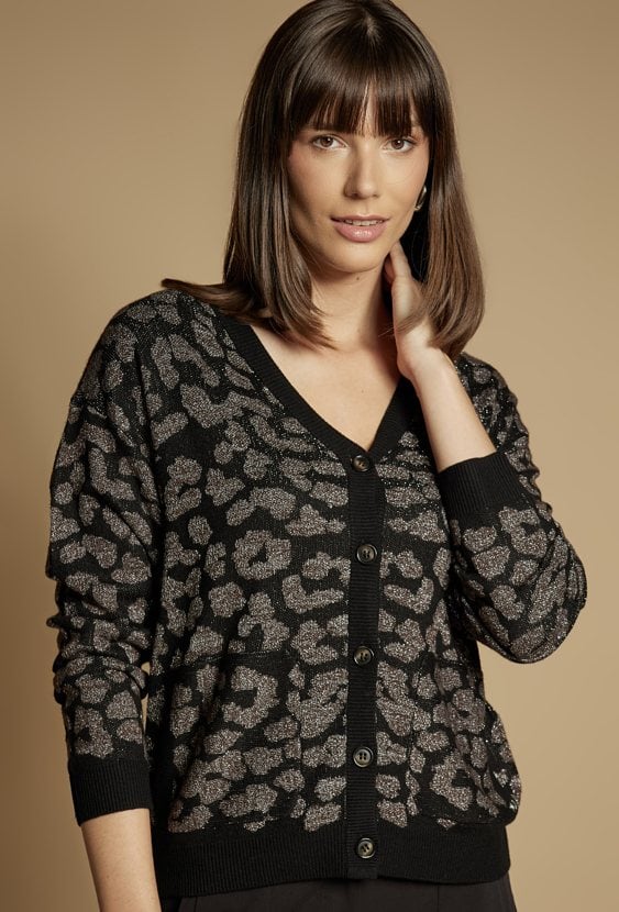 Sweter z połyskującym wzorem