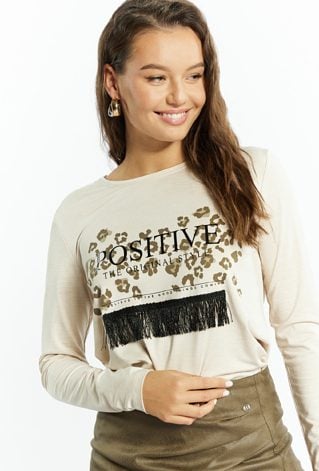 Bluzka ze zdobieniem