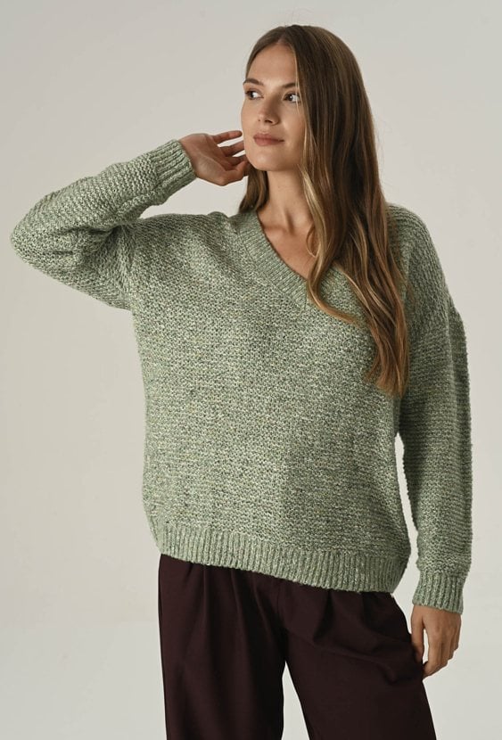 Zielony sweter z dodatkiem wełny