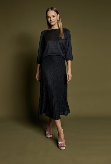 Elegancki sweter z lekkim połyskiem