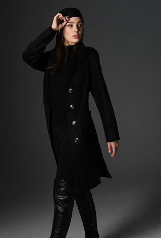 Płaszcz damski z wiązaniem