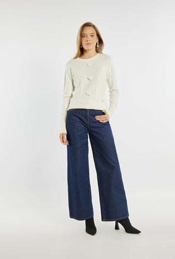 Sweter z kwiatkami 3D