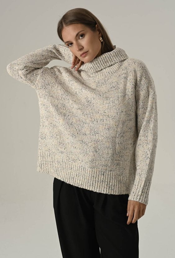 Jasny golf z dodatkiem wełny