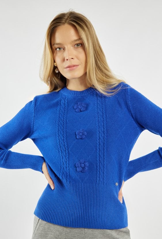 Sweter z kwiatkami 3D