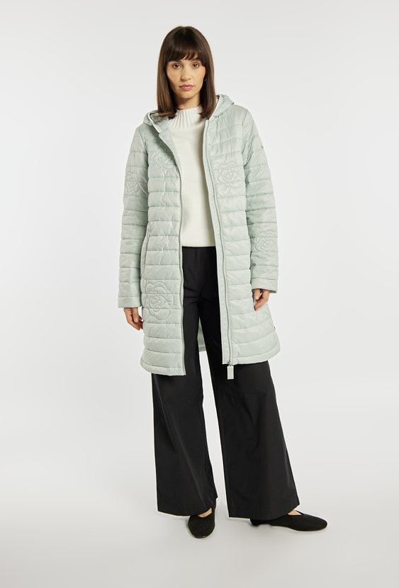 Płaszcz z kwiatowym pikowaniem