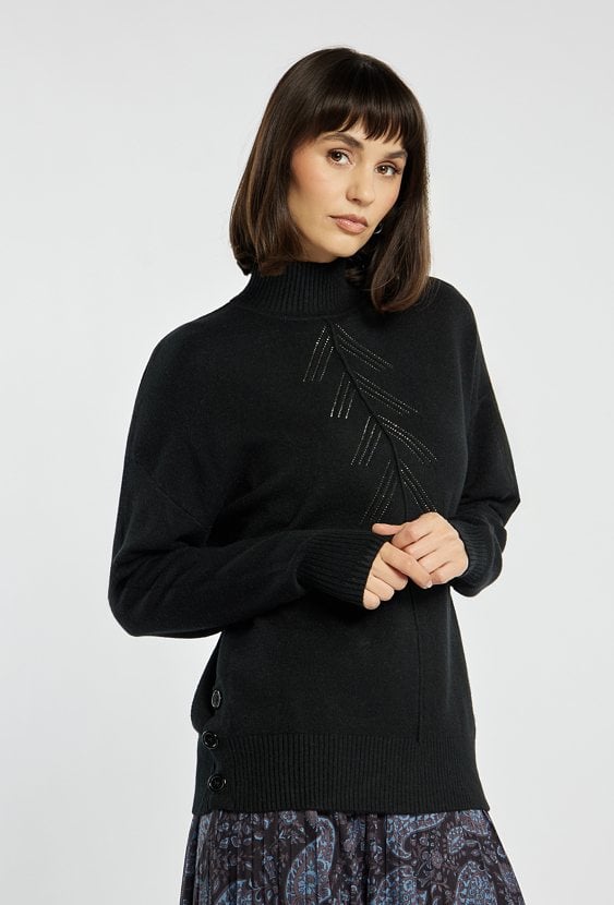 Sweter damski z małymi dżetami