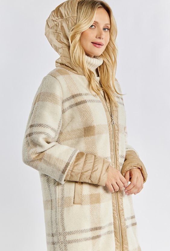 Płaszcz damski z kapturem