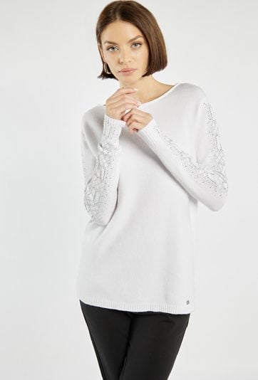 Sweter z połyskiem na rękawach