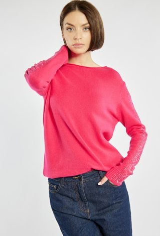 Sweter z połyskiem na rękawach