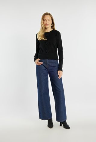 Sweter z kwiatkami 3D